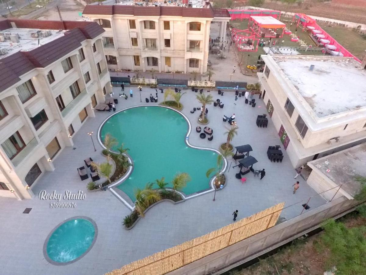 The Imperial Prime Clarks Inn Suites, Bhilwara Ngoại thất bức ảnh