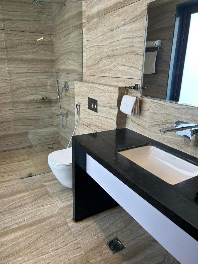 The Imperial Prime Clarks Inn Suites, Bhilwara Ngoại thất bức ảnh